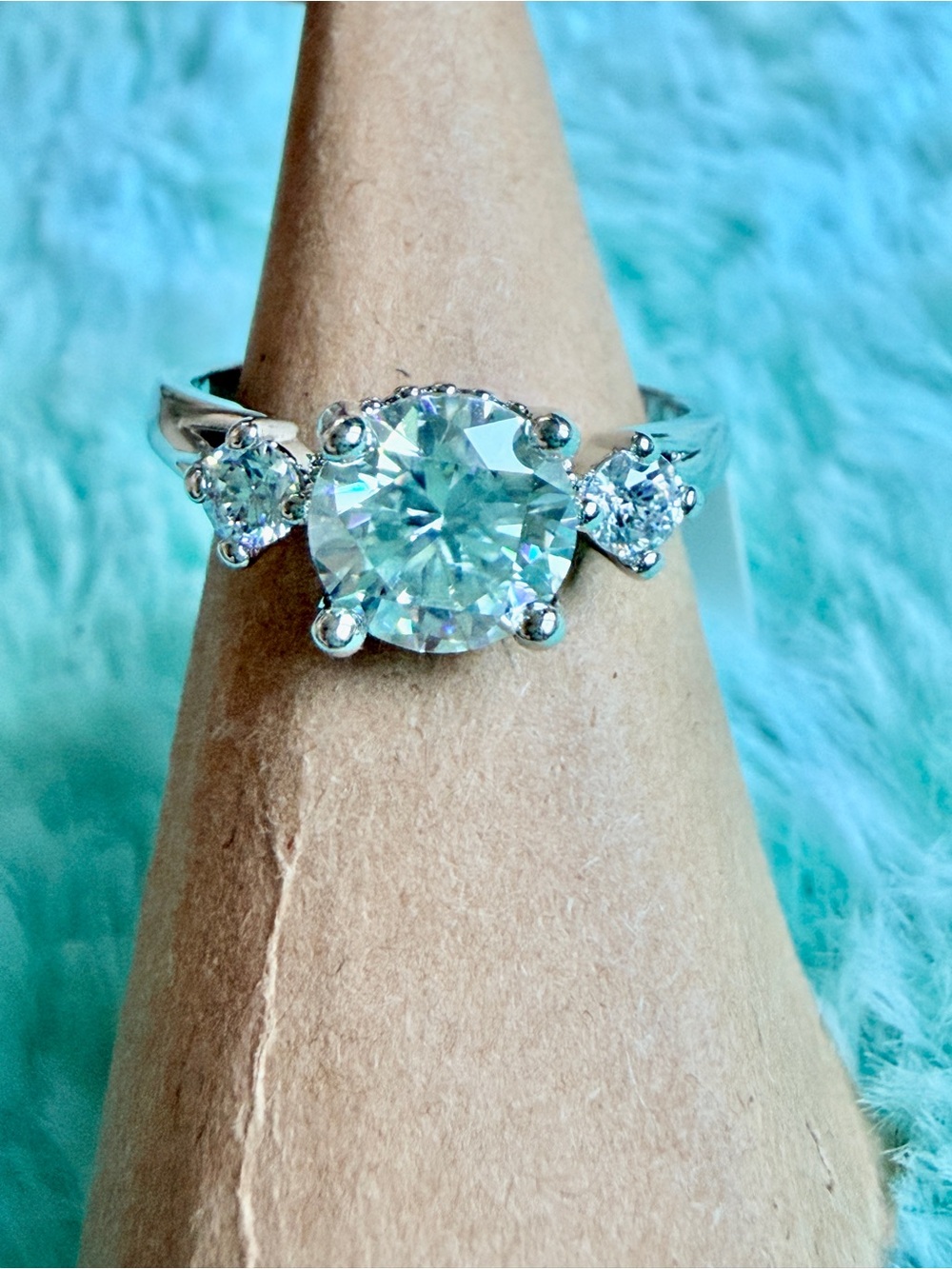1.0ct moissanite 925 sterling silver ring size 9